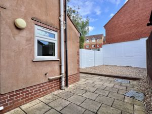 Photo 7- click for photo gallery